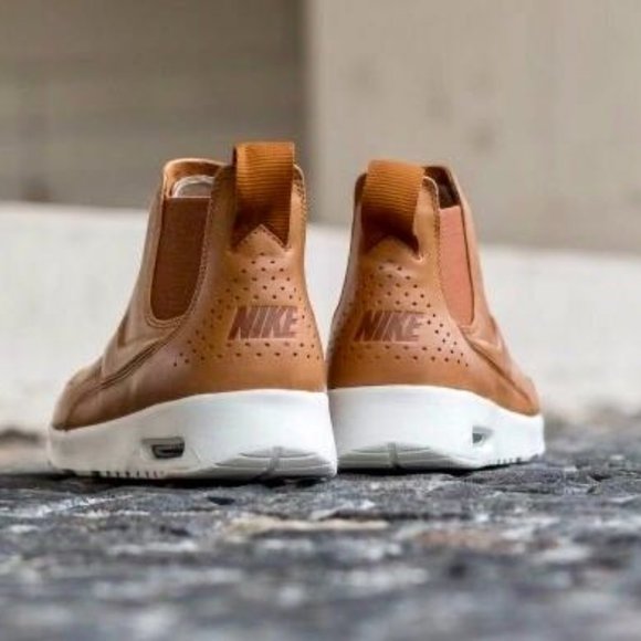 Women's Nike Air Max Thea Mid Sneaker boot - Picture 5 of 6